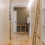 Lomami - 3 Bedrooms In Avenidas Novas Διαμέρισμα